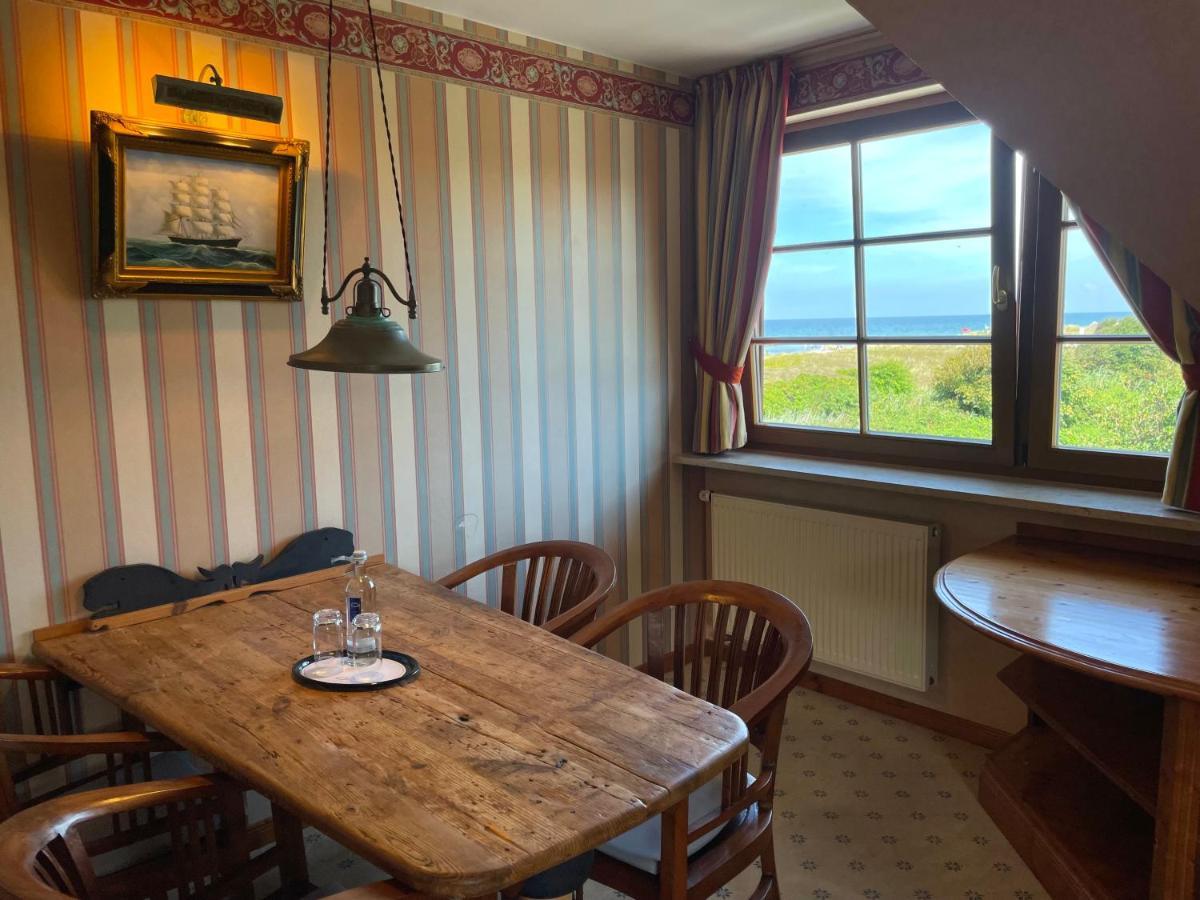 Moby Dick Hotel & Ferienwohnungen Wustrow  Esterno foto