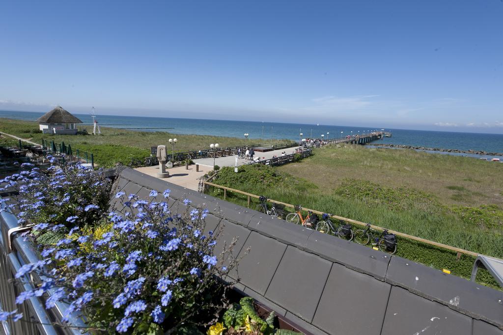 Moby Dick Hotel & Ferienwohnungen Wustrow  Esterno foto